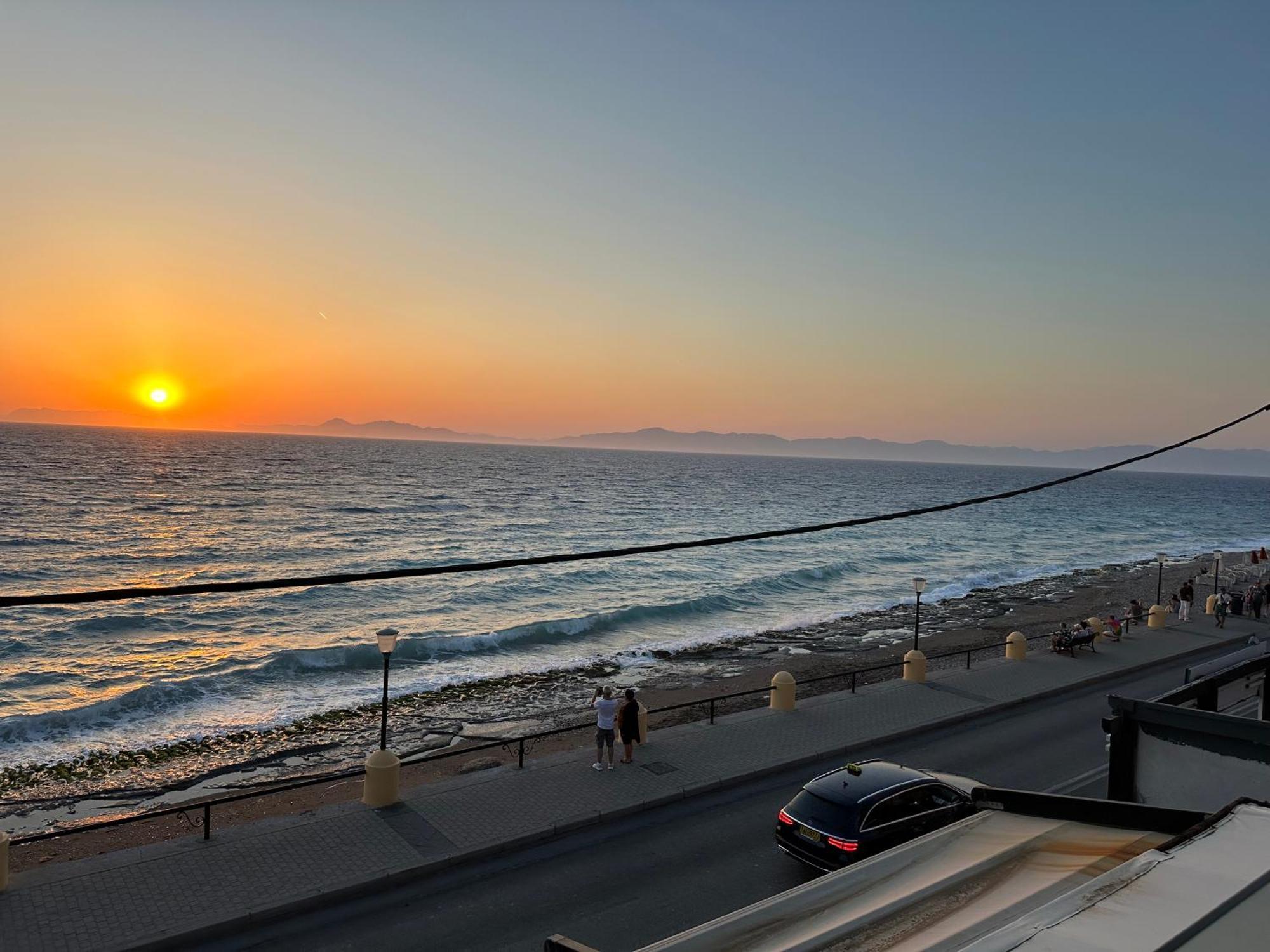 Apartamento Melita Downtown Seaview Rhodes City Exterior foto